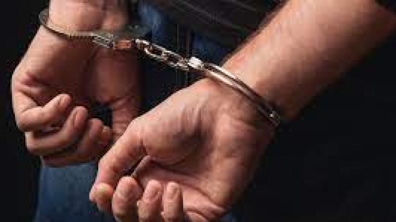 Police arrested 14 people who were gambling including Congress councillor Police arrested 14 people who were gambling including Congress councillor
