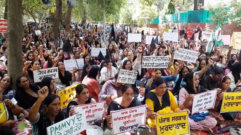 Anganwari workers union protest Anganwari workers union protest