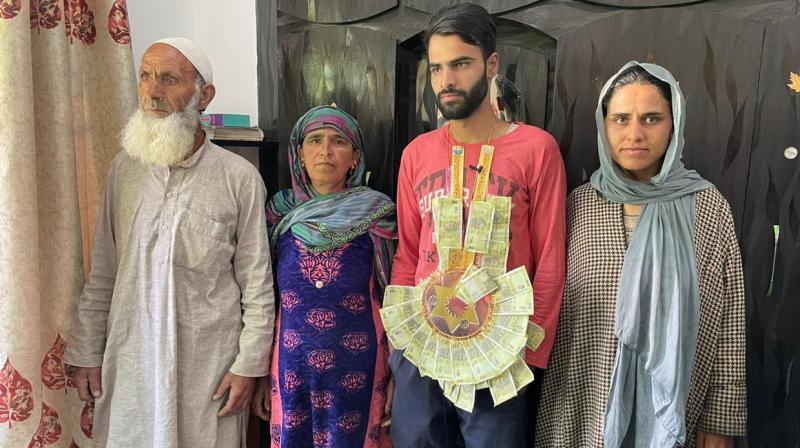 Umer Ahmad Ganie conquers NEET without coaching Umer Ahmad Ganie conquers NEET without coaching