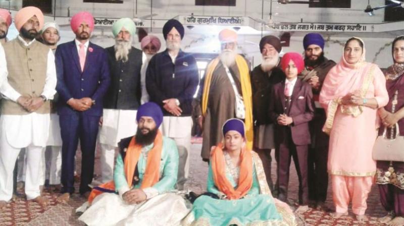 Gursikh Couple Simple Marriage Gursikh Couple Simple Marriage