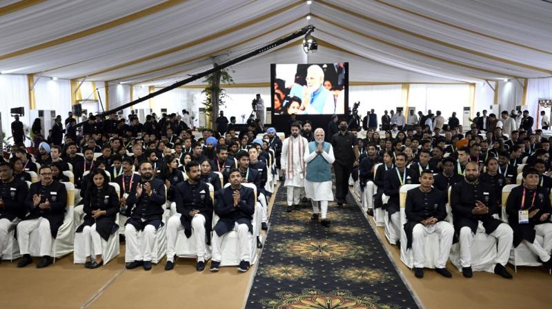 Commonwealth Games Indian Contingent Meets PM Modi Commonwealth Games Indian Contingent Meets PM Modi