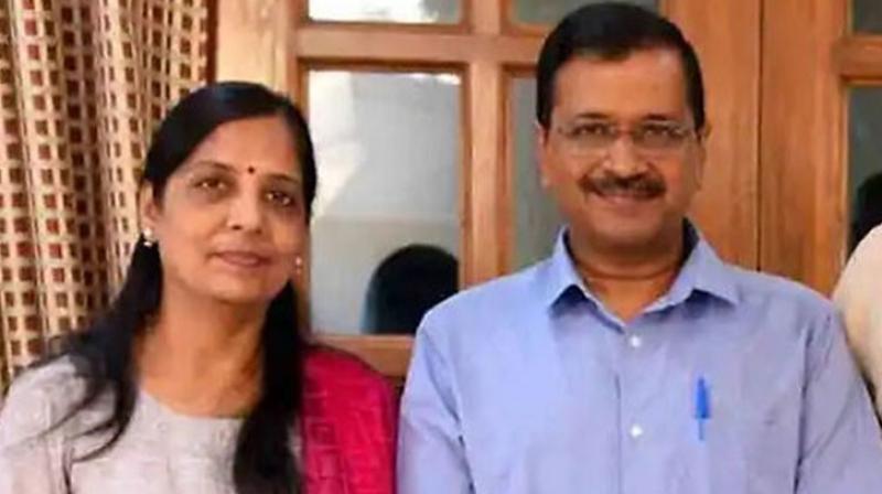 Sunita Kejriwal and Arvind Kejriwal Sunita Kejriwal and Arvind Kejriwal