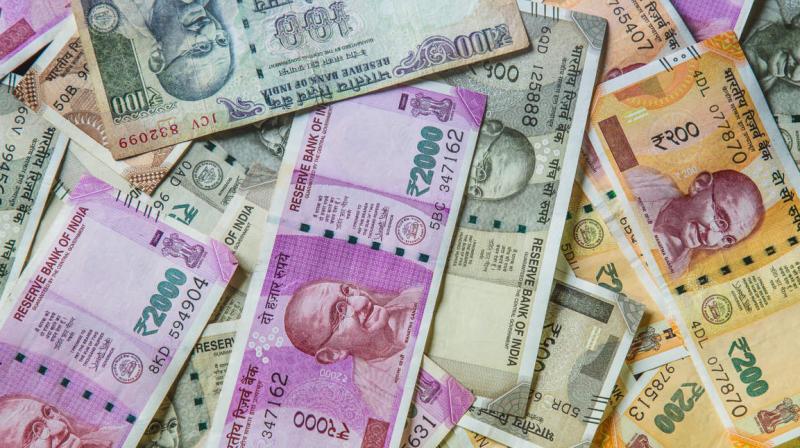 Rupee Falls Against US Dollar Rupee Falls Against US Dollar