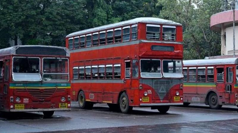 Mumbai Doulbe Decker Bus. Mumbai Doulbe Decker Bus.