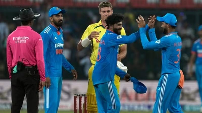 IND vs AUS match stopped due to rain, Australia score 56/2 (9) IND vs AUS match stopped due to rain, Australia score 56/2 (9)