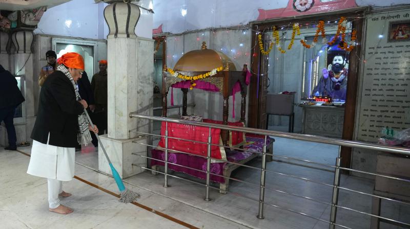 New Delhi: BJP National President JP Nadda during a cleanliness drive at Guru Ravidas Mandir ahead of the Pran Pratishtha of Ram Lala, in New Delhi, Sunday, Jan. 14, 2024. (PTI Photo/Kamal Singh) New Delhi: BJP National President JP Nadda during a cleanliness drive at Guru Ravidas Mandir ahead of the Pran Pratishtha of Ram Lala, in New Delhi, Sunday, Jan. 14, 2024. (PTI Photo/Kamal Singh)
