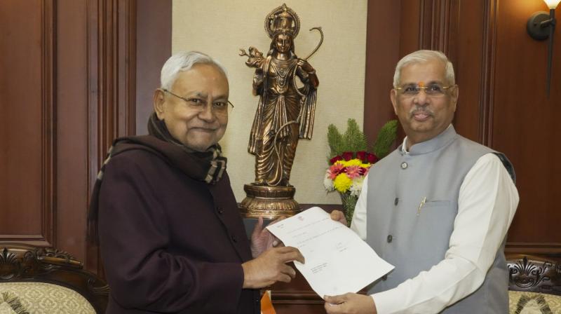 Patna: Bihar Governor Rajendra Arlekar receives JD(U) chief Nitish Kumar's resignation as the state chief minister, at Raj Bhavan, in Patna, Sunday, Jan. 28, 2024. (PTI Photo)