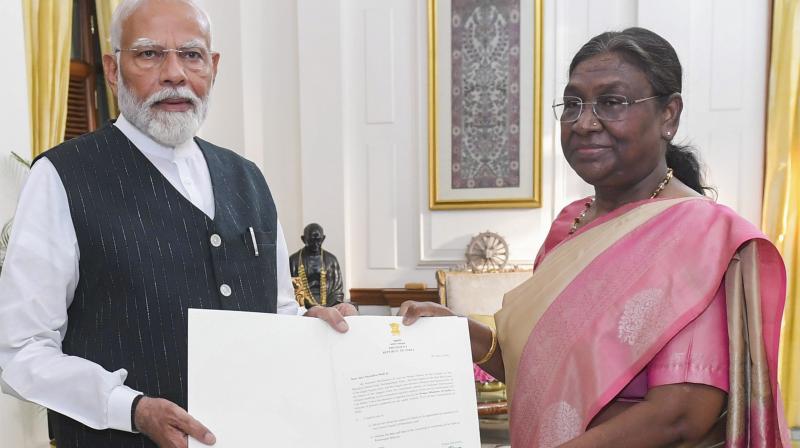 PM Modi meets President Murmu PM Modi meets President Murmu