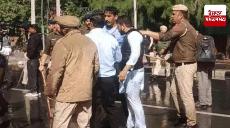 Congress protests against BJP over three issues in Chandigarh Latest News in Punjabi Congress protests against BJP over three issues in Chandigarh Latest News in Punjabi