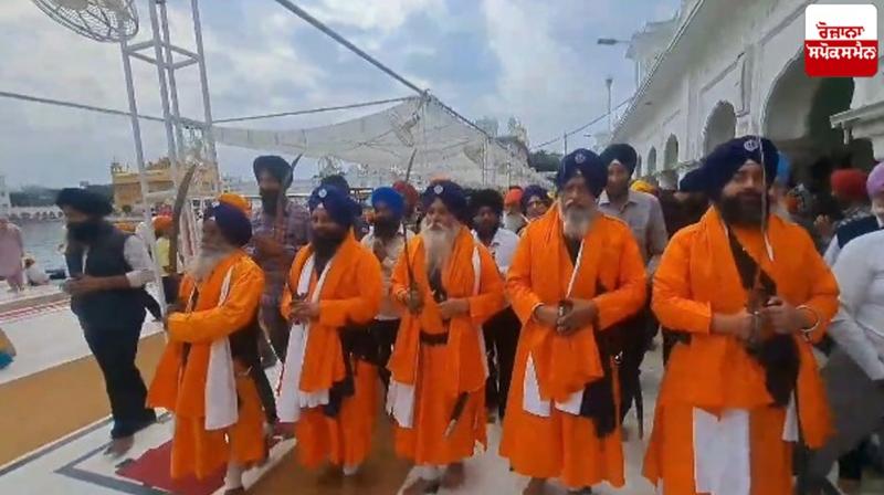 Nagar Kirtan from Sri Akal Takht Sahib on the Hola Mohalla Latest News in Punjabi Nagar Kirtan from Sri Akal Takht Sahib on the Hola Mohalla Latest News in Punjabi