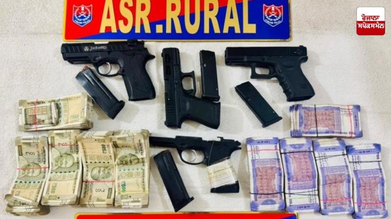 Amritsar Police arrests four persons with weapons Laetst News in punjabi Amritsar Police arrests four persons with weapons Laetst News in punjabi