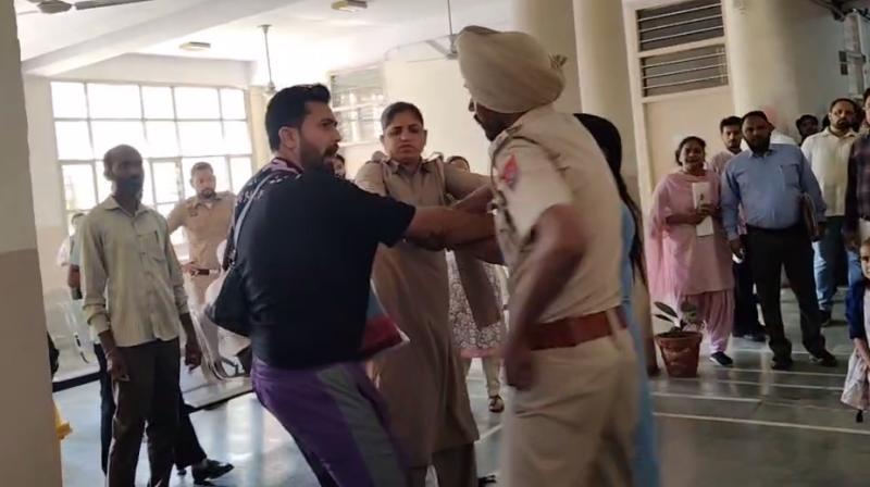 Case of assault in Bathinda court complex Case of assault in Bathinda court complex