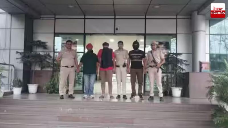 A new trick was used to go to Canada, he was trying to go on someone else's passport.News in Punjabi A new trick was used to go to Canada, he was trying to go on someone else's passport.News in Punjabi
