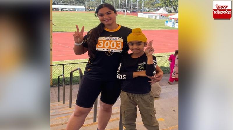 Navdeep Kaur with her son Navdeep Kaur with her son