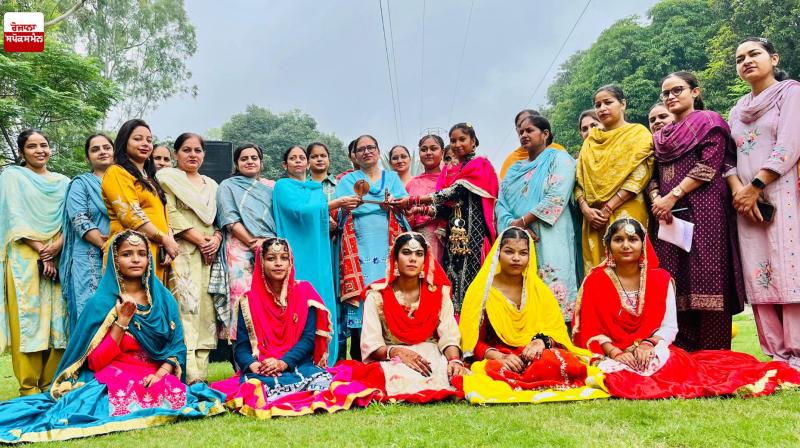 On One Side Flood, On The Other Side Teej Festival of Government College Latest News in Punjabi On One Side Flood, On The Other Side Teej Festival of Government College Latest News in Punjabi