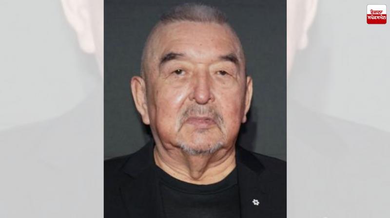 Actor Graham Greene, Who Played a Brilliant Role in 'Dances with Wolves' Passes Away Latest News in Punjabi Actor Graham Greene, Who Played a Brilliant Role in 'Dances with Wolves' Passes Away Latest News in Punjabi