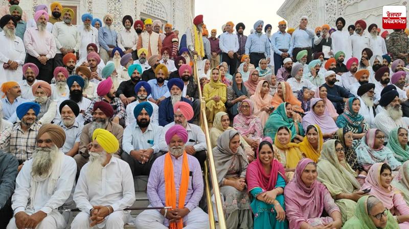Tribute Paid to the Martyrs of the 1965 War at Sri Darbar Sahib Latest News in Punjabi Tribute Paid to the Martyrs of the 1965 War at Sri Darbar Sahib Latest News in Punjabi