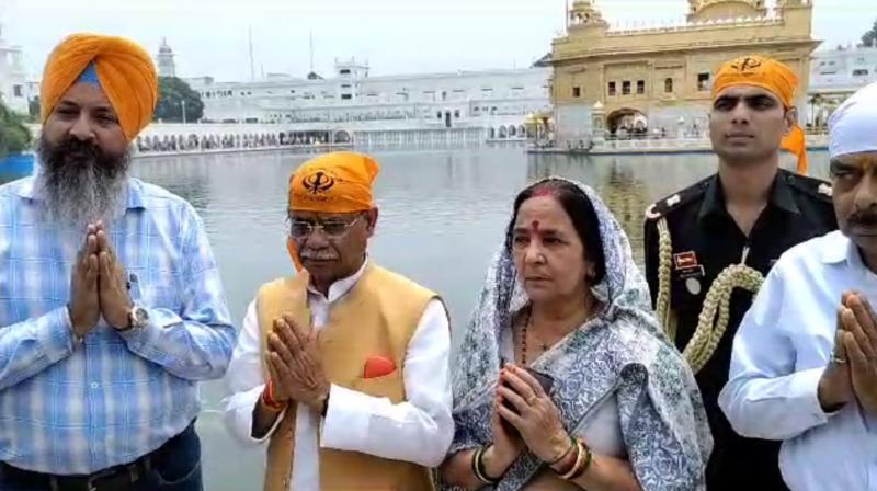 Himachal Pradesh Governor paid obeisance at Sachkhand Sri Harmandir Sahib