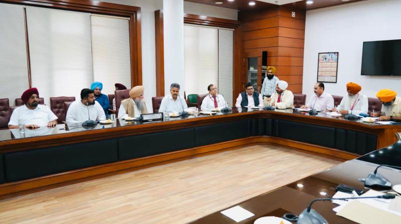 KULTAR SINGH SANDHWAN HELD MEETING WITH OFFICIALS OF LOCAL GOVERNMENTS AND PUNJAB WATER SUPPLY & SEWERAGE BOARD KULTAR SINGH SANDHWAN HELD MEETING WITH OFFICIALS OF LOCAL GOVERNMENTS AND PUNJAB WATER SUPPLY & SEWERAGE BOARD