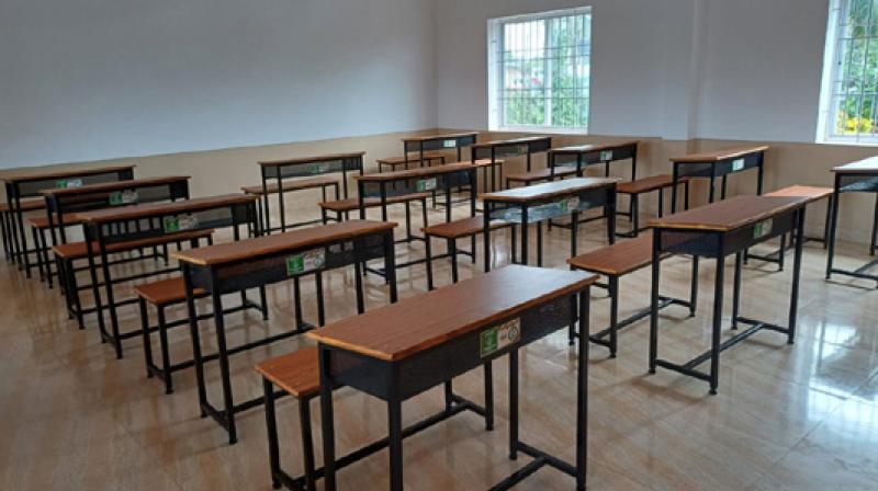 More than 50 years old colleges on the verge of closure More than 50 years old colleges on the verge of closure