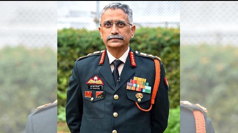 During his visit to Ladakh, the Army Chief reviewed the border situation During his visit to Ladakh, the Army Chief reviewed the border situation