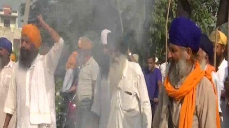 Farmers in Amritsar protest against Centre over agriculture bills Farmers in Amritsar protest against Centre over agriculture bills