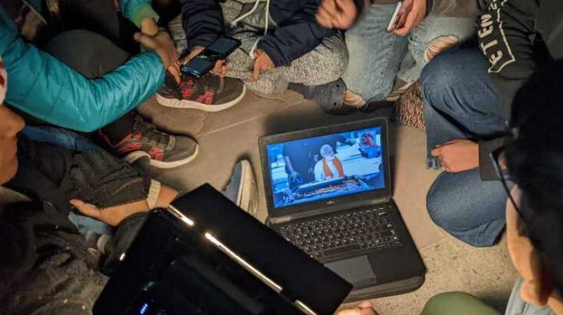Stone-pelting after BBC documentary ‘screened’ in JNU Stone-pelting after BBC documentary ‘screened’ in JNU