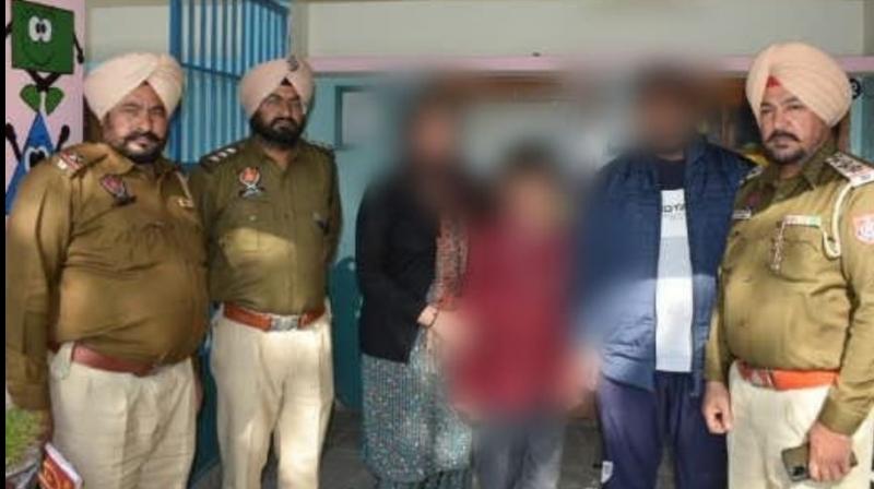 Faridkot Police find missimg child and handed him over to his parents