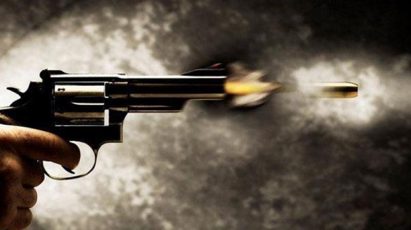 The landlord shot the tenant: The tenant was often late in returning home, when the dispute escalated, the shot was fired. The landlord shot the tenant: The tenant was often late in returning home, when the dispute escalated, the shot was fired.