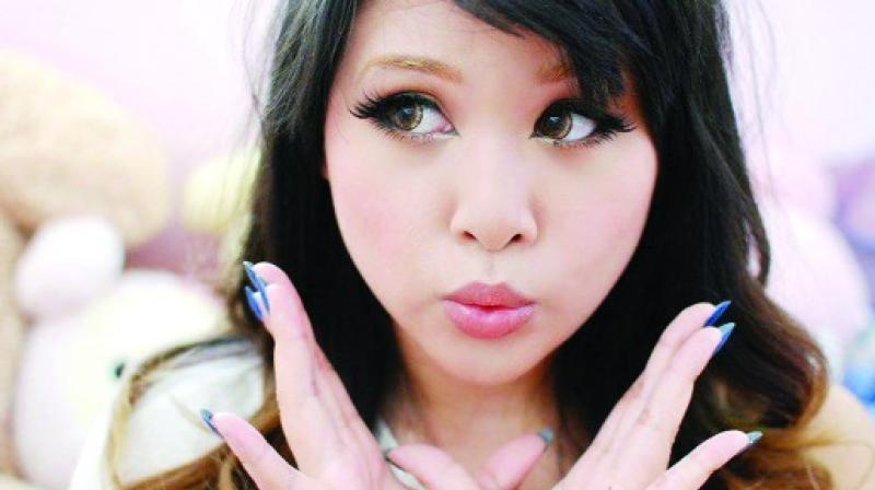 Girls adopt these methods for chubby cheeks Girls adopt these methods for chubby cheeks