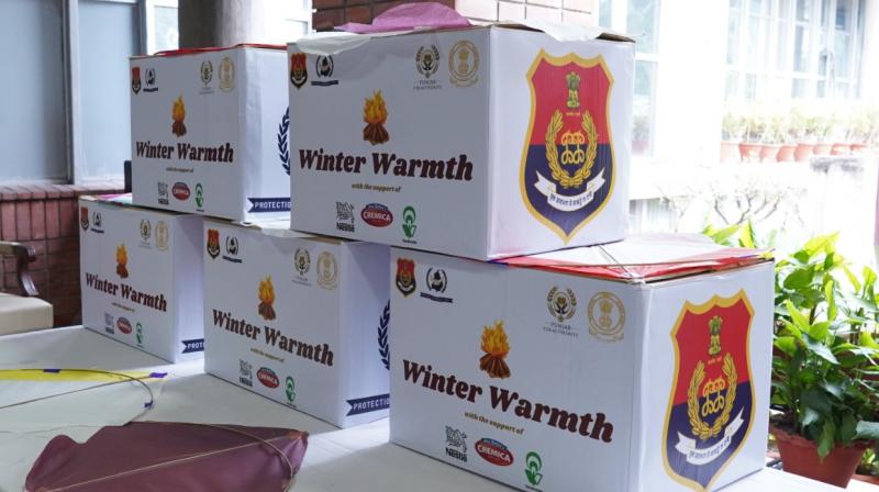 -Punjab Police’s Saanjh distribute “Packets of Joy and Cheer” under project Winter Warmth