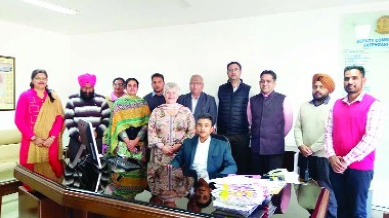 Encouraging children with disabilities at World Disability Day Encouraging children with disabilities at World Disability Day