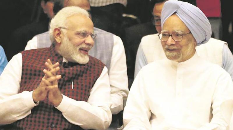 Modi with Manmohan singh Modi with Manmohan singh