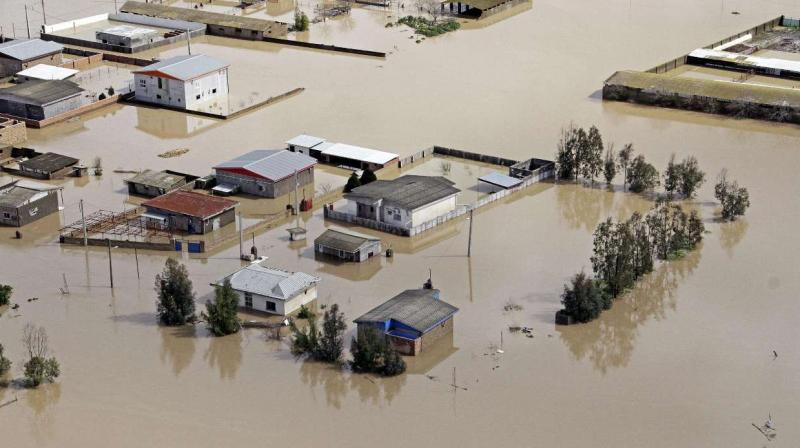 25 of the 31 Iranian people came under the flood 25 of the 31 Iranian people came under the flood