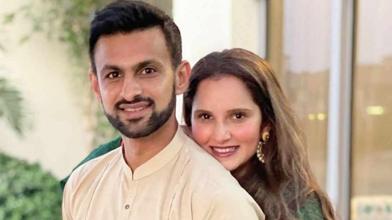 Sania Mirza & Shoaib Malik: Bio change fuels divorce rumors Sania Mirza & Shoaib Malik: Bio change fuels divorce rumors