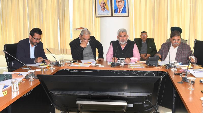 WELFARE OF FOREST WORKERS A PRIORITY WITH STATE GOVERNMENT: LAL CHAND KATARUCHAK
