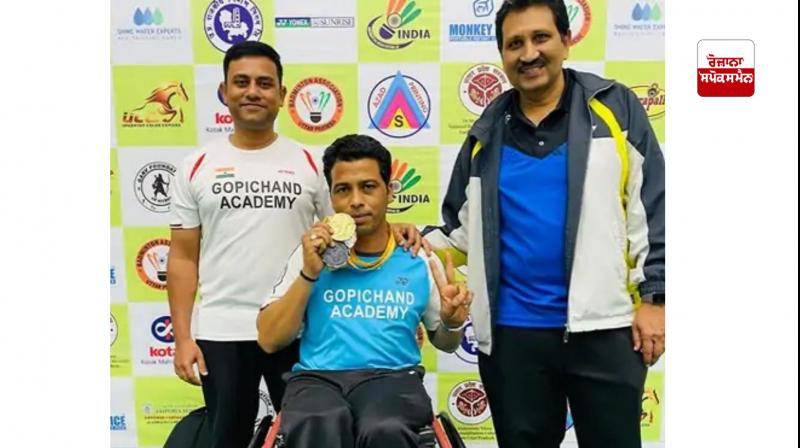 Para badminton player Sanjeev Kumar wins gold medal by defeating Harish Sharma Para badminton player Sanjeev Kumar wins gold medal by defeating Harish Sharma