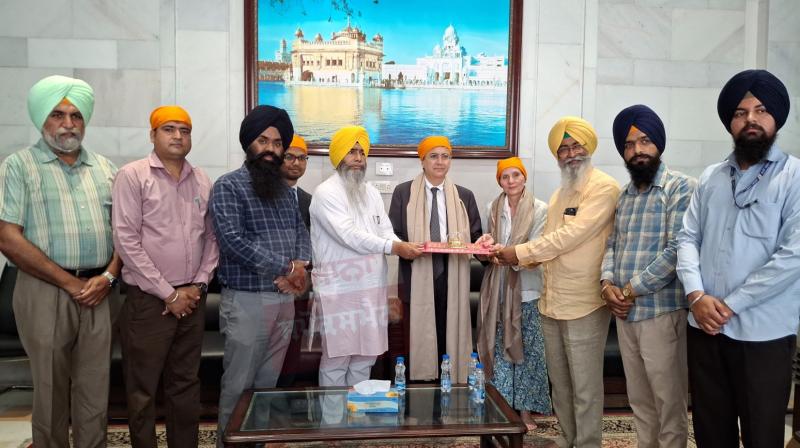 French Ambassador Thierry Mathou paid obeisance at Sri Harmandir Sahib French Ambassador Thierry Mathou paid obeisance at Sri Harmandir Sahib