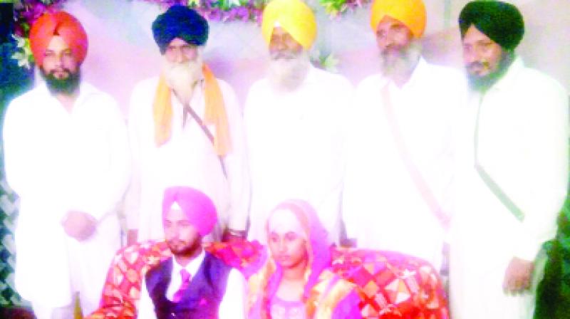 The life member of 'Ucha Dar Babe Nanak' daughter married in a simple way