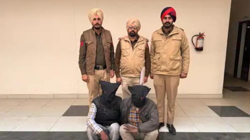 Father and son arrested with heroin in Moga News in punjabi 