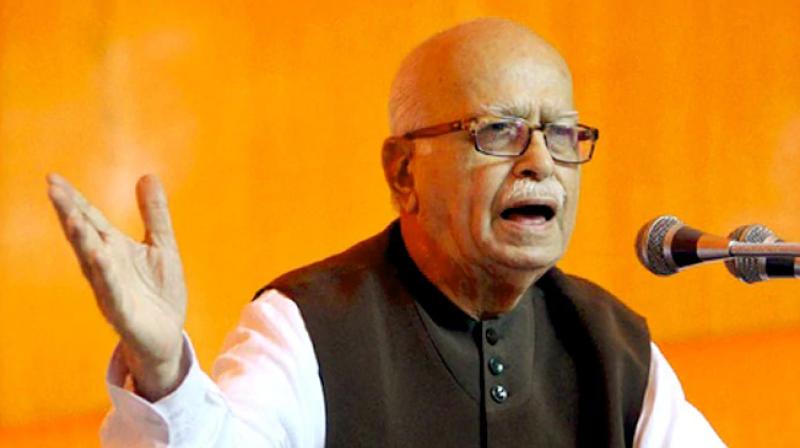 Why Lal Krishna Advani met with Murli Manohar Joshi after ticket cut in BJP Why Lal Krishna Advani met with Murli Manohar Joshi after ticket cut in BJP