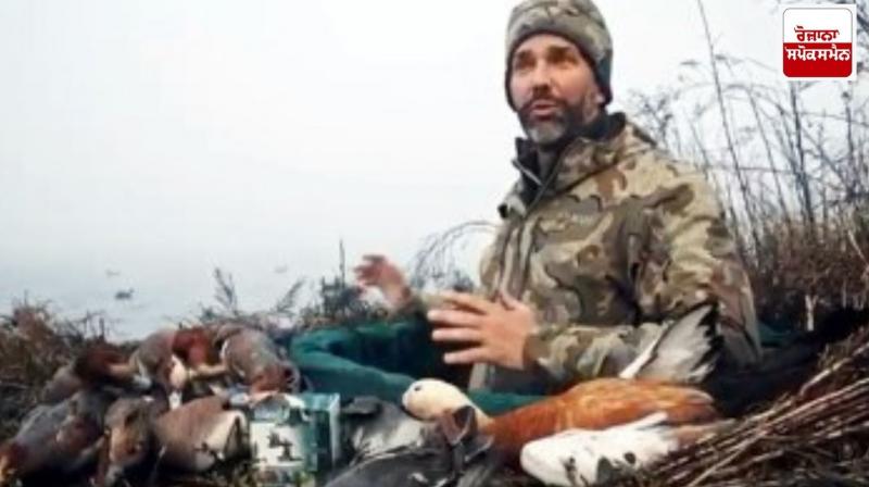 Donald Trump Jr. accused of killing protected bird in Venice lake Donald Trump Jr. accused of killing protected bird in Venice lake
