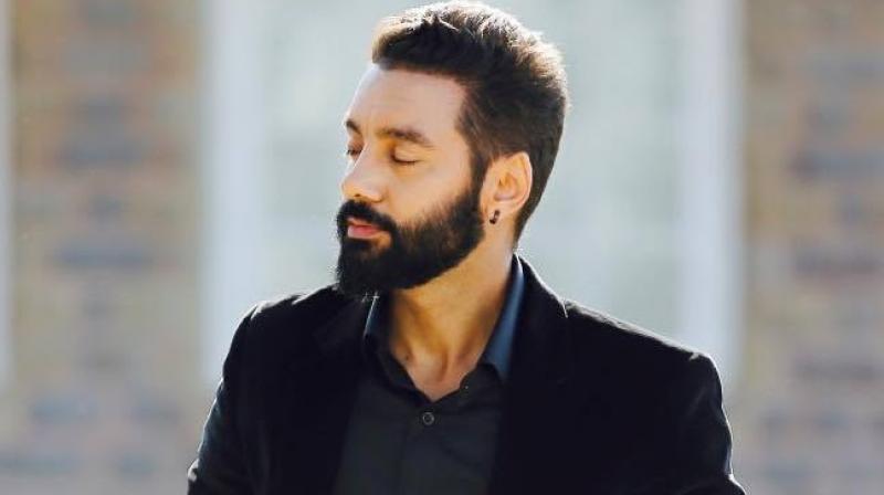 Complaint against Punjabi singer Sippy Gill Complaint against Punjabi singer Sippy Gill