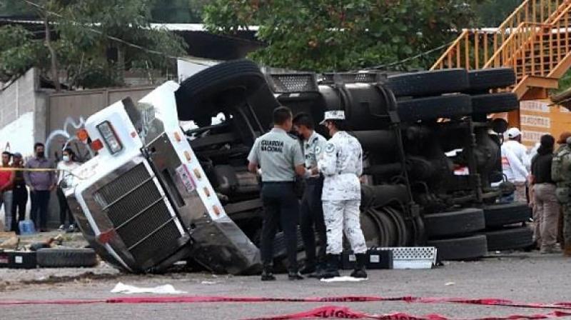 Terrible road accident happened on the highway in Mexico