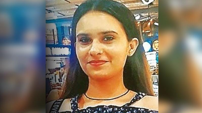 Punjabi actress Inayat committed suicide Punjabi actress Inayat committed suicide