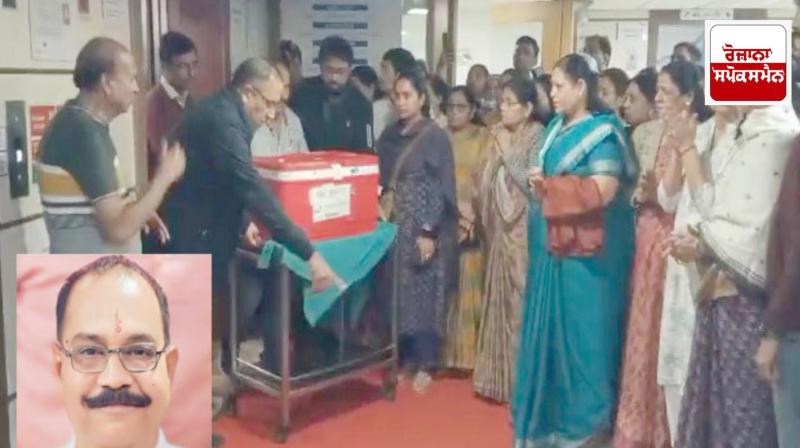 A 69-year-old businessman from Indore gave life to 4 people after his death A 69-year-old businessman from Indore gave life to 4 people after his death