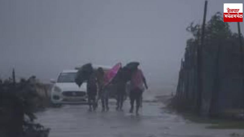 Cyclone Dana: Chief Minister Mamata Banerjee will stay in the Secretariat at night, will keep an eye on the situation Cyclone Dana: Chief Minister Mamata Banerjee will stay in the Secretariat at night, will keep an eye on the situation