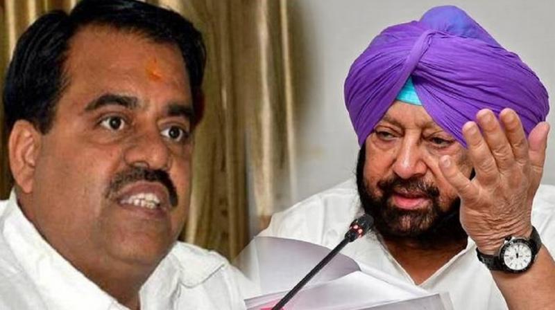 Tarun Chugh And Captain Amarinder Singh Tarun Chugh And Captain Amarinder Singh