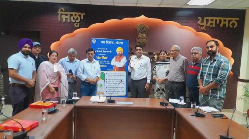 'Mera Bill' app downloaded by more than 15,435 people - Harpal Singh Cheema 'Mera Bill' app downloaded by more than 15,435 people - Harpal Singh Cheema