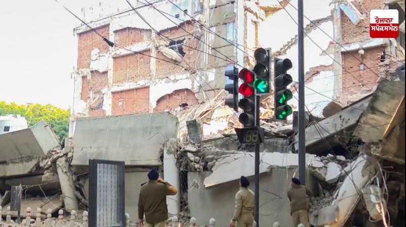Chandigarh Building Collapsed News in punjabi Chandigarh Building Collapsed News in punjabi
